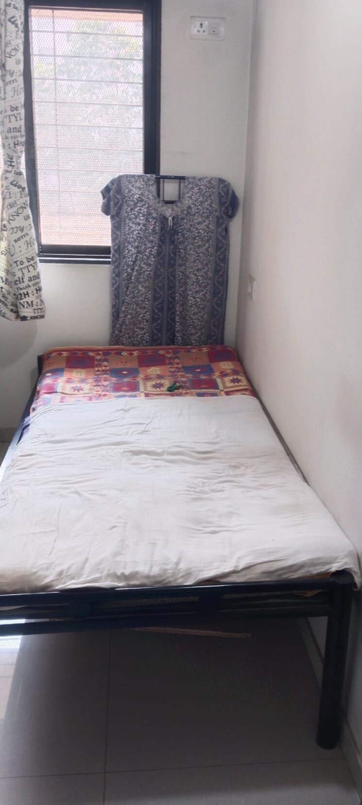 Bedroom, unnathi-woods-phase-3 1 Bedroom 450 Sq.Ft. Apartment In Ghodbunder Road Thane 9009689