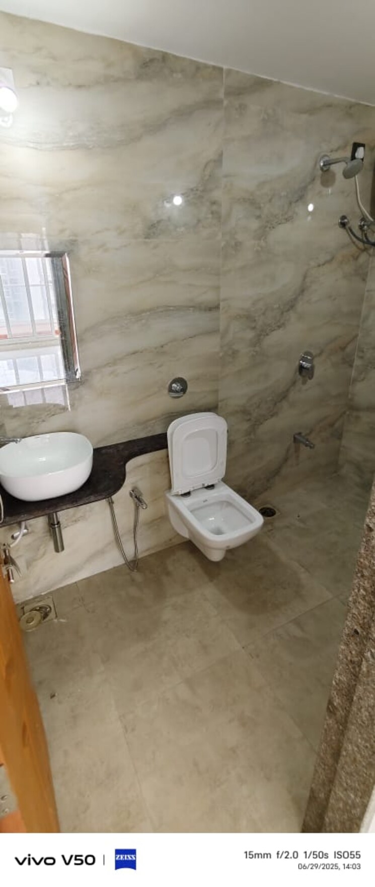 Bathroom, powai 2 Bedroom 800 Sq.Ft. Apartment In Powai Mumbai 9009701