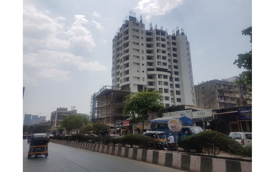 2 BHK Apartment For Sale in Satellite Heights