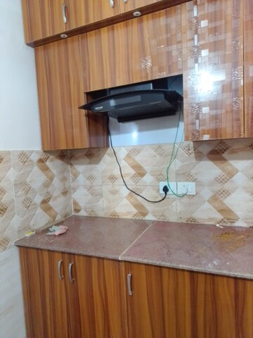 Kitchen in 2 BHK Apartment at Amrapali Golf Homes, Sector 4 Greater Noida – for Rent