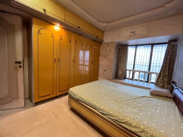 Bedroom in 2 BHK Apartment at Versova View, Andheri West – for Rent