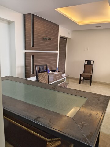 Living Room in 2 BHK Apartment at Vile Parle West – for Rent