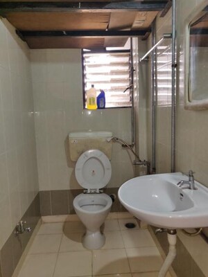 Master Bedroom in 2 BHK Apartment at Sadashiv Peth – for Sale