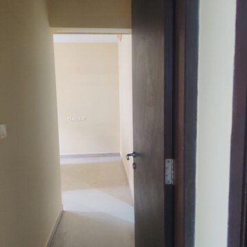 Room in 3 BHK Apartment at Lodha Aqua, Mira Road – for Sale