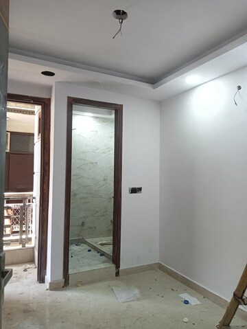 Room in 3 BHK Apartment at Burari – for Rent