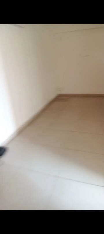 Room in 2 BHK Apartment at Landcraft Golf Links, Pandav Nagar – for Sale