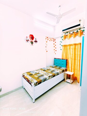 Bedroom in  Pg at Andheri East – for Rent