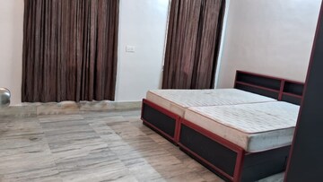 Bedroom in 4 BHK Villa at Shastrinagar – for Rent