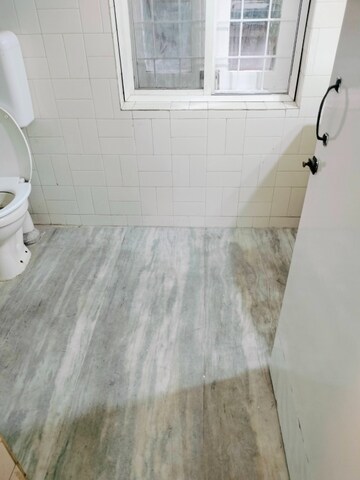 Bathroom in 4 BHK Villa at Shastrinagar – for Rent