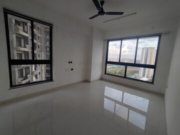 2 BHK Apartment For Rent in Sunteck City Avenue 2, Goregaon West