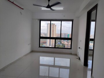 Room in 2 BHK Apartment at Sunteck City Avenue 2, Goregaon West – for Rent