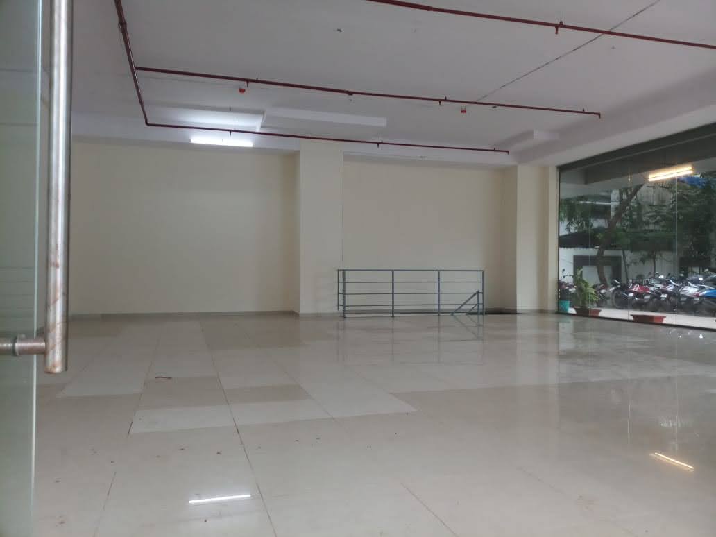 Showroom For Rent in Garnet Paladium