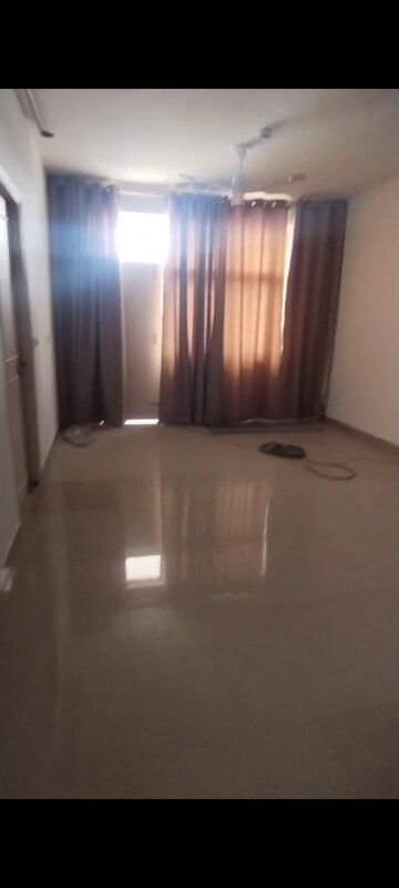 Living Room in 4 BHK Apartment at Sanchar Nest Palm Valley, Wave City – for Rent