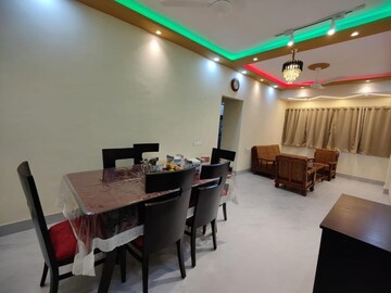 Team Area in 2 BHK Apartment at Versova View, Andheri West – for Rent