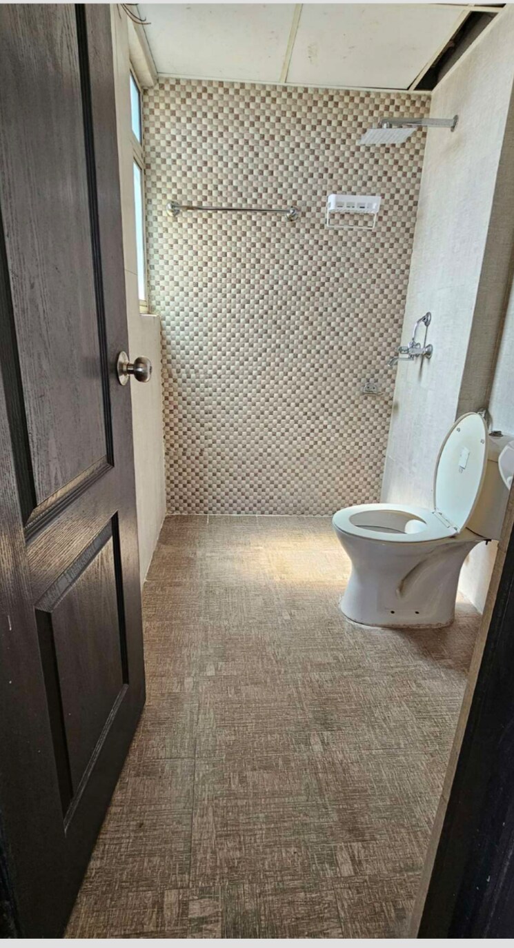 Bathroom, aditya-city-apartments 2 Bedroom 900 Sq.Ft. Apartment In Shahpur Bamheta Ghaziabad 9010010