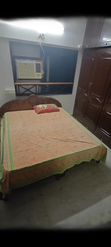 Bedroom in 2 BHK Apartment at Versova View, Andheri West – for Rent