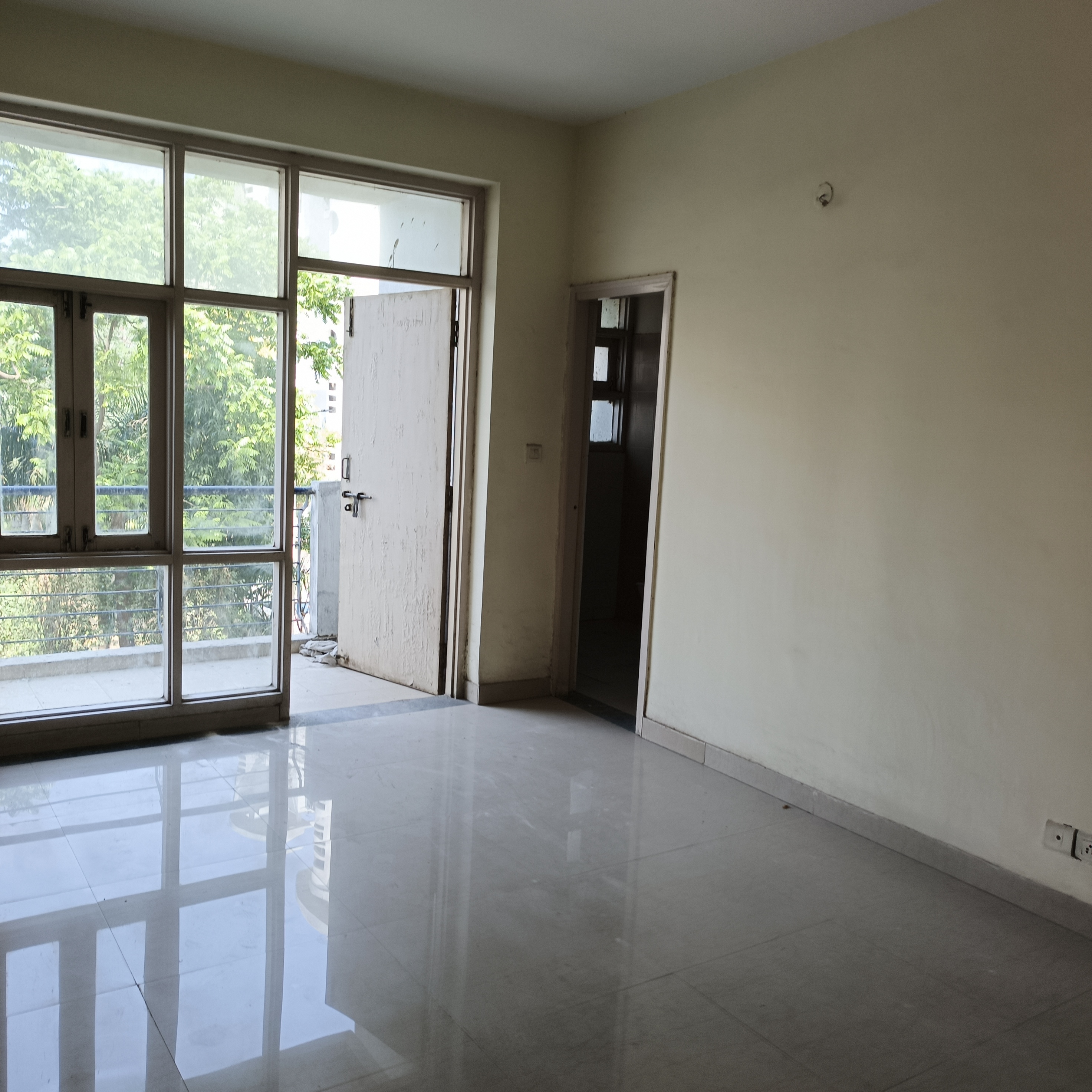 2 BHK Apartment For Rent in Omaxe Heights