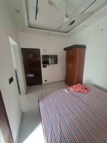 Furnished Amenities in 1 RK Apartment at EWS Flats, Sector 47 – for Rent