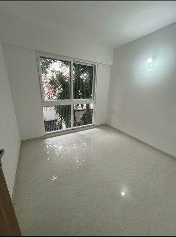 Room in 3 BHK Apartment at Abhilasha Hermes Paras 3, Kalyani Nagar – for Rent