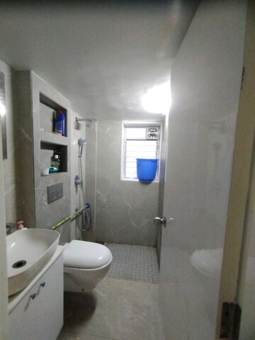 Bathroom in 2 BHK Apartment at Everest Apartment Andheri, Andheri West – for Rent