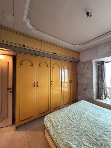 Bedroom in 2 BHK Apartment at Beach Queen Apartments, Andheri West – for Rent