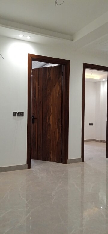 Room in 2 BHK Builder Floor at Palam – for Sale