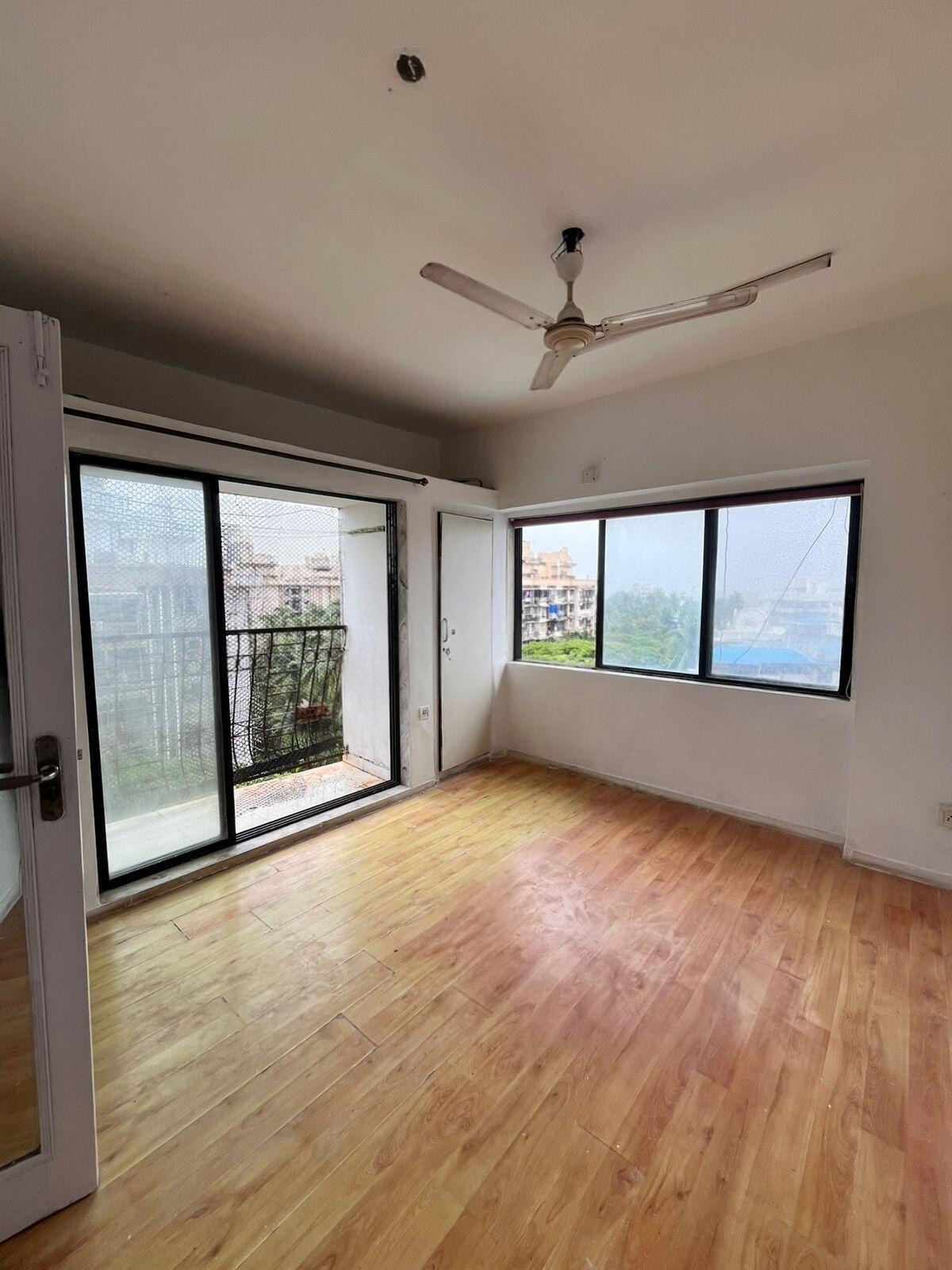 2 BHK Apartment For Rent in Versova View