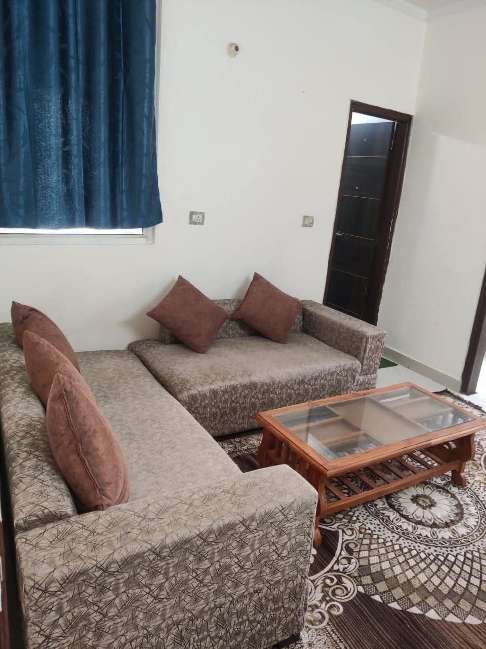 1 BHK Builder Floor For Rent in Ignore University Road