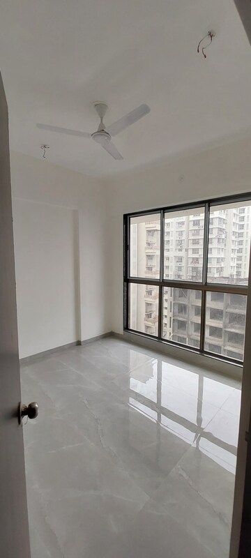 Room in 3 BHK Apartment at Sai Siddhath Nagar Satyadeep, Goregaon West – for Sale