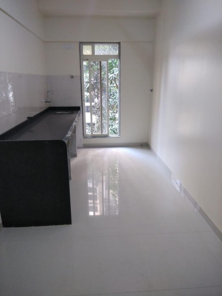 Room, dn nagar 2 Bedroom 704 Sq.Ft. Apartment In Dn Nagar Mumbai 9010187