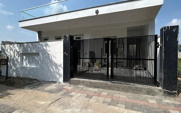 3.5 BHK Independent House For Rent in BPTP Amstoria, Sector 102