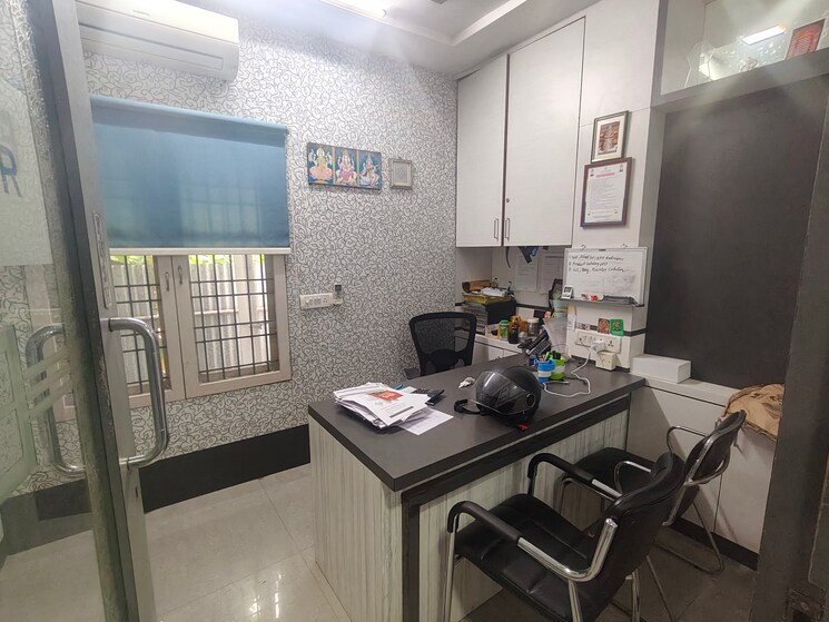 Team Area, royapettah Commercial Office Space in IT/SEZ 2000 Sq.Ft. In Royapettah Chennai 9010216