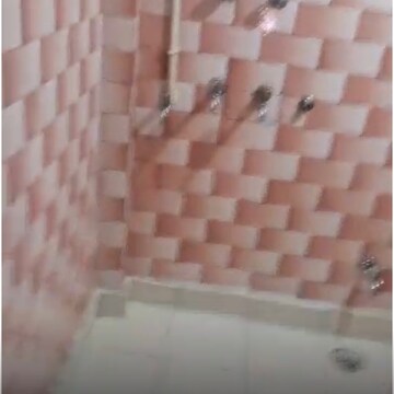 Bathroom in 2 BHK Builder Floor at Lajpat Nagar ii – for Rent