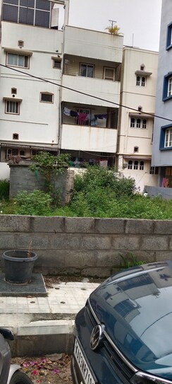 Plot For Sale in Ramamurthy Nagar