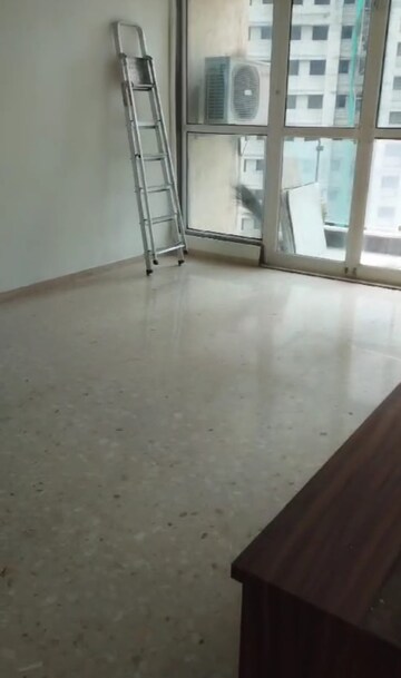 Room in 3 BHK Apartment at Ashar Residency, Pokhran Road No Two – for Rent