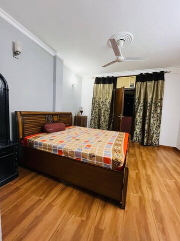 Bedroom in 1 BHK Builder Floor at Saket – for Rent