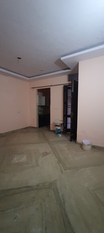 Kitchen in 1.5 BHK Independent House at Sector 7 – for Rent