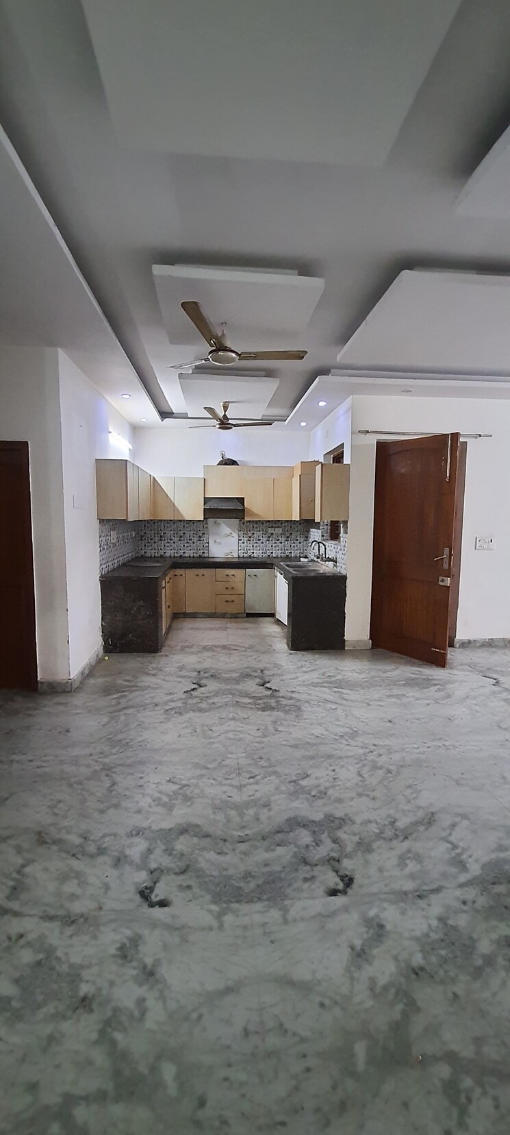Kitchen, sector 7 3.5 Bedroom 250 Sq.Ft. Independent House In Sector 7 Faridabad 9010356
