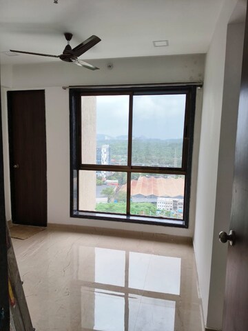 Room in 3 BHK Apartment at Neminath Nemi Bhavan, Goregaon West – for Rent