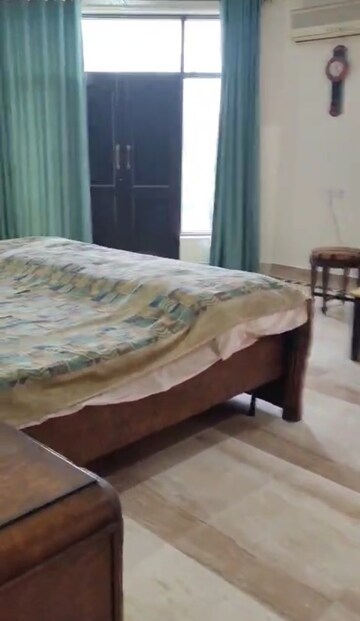 Bedroom in 6 BHK Independent House at Sector 50 – for Rent