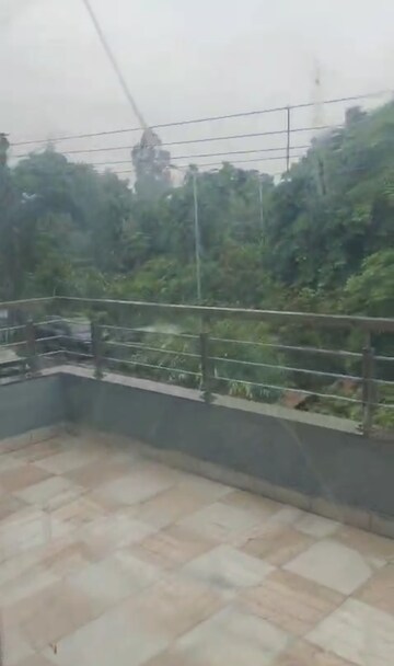 Balcony in 6 BHK Independent House at Sector 50 – for Rent