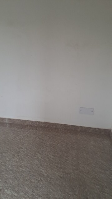 Furnished Amenities in 1.5 BHK Independent House at Arya Nagar – for Rent