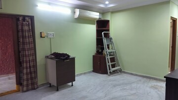 Room in 3 BHK Apartment at Banjara Hills – for Rent