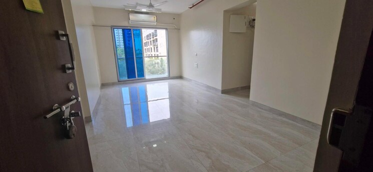 Room, dn nagar 2 Bedroom 700 Sq.Ft. Apartment In Dn Nagar Mumbai 9010491