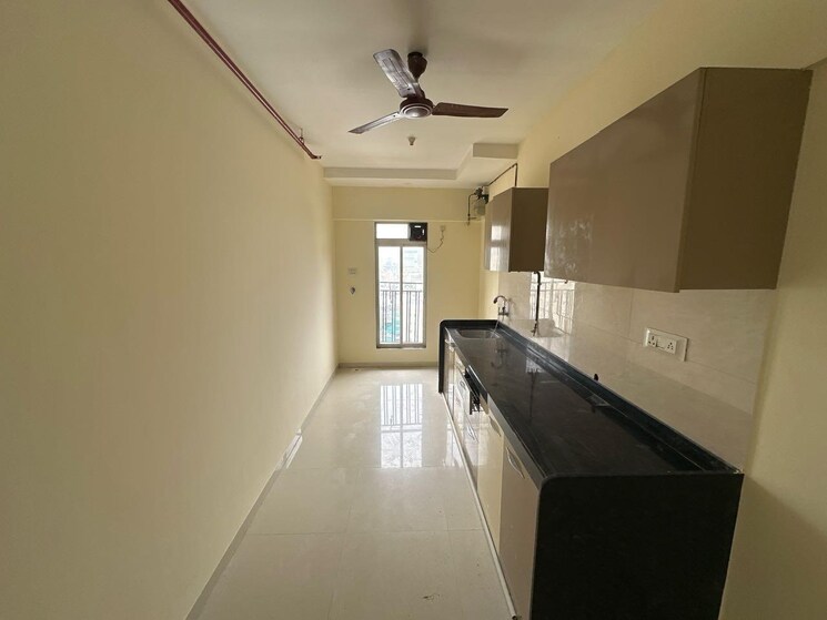 Kitchen, dn nagar 2 Bedroom 790 Sq.Ft. Apartment In Dn Nagar Mumbai 9010501