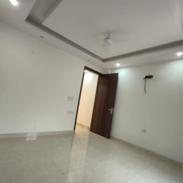 Room in 3 BHK Builder Floor at Malviya Nagar – for Rent