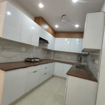 Kitchen in 3 BHK Builder Floor at Malviya Nagar – for Rent