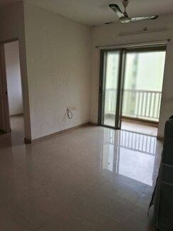 1.5 BHK + Pooja Room,Extra Room Apartment For Sale in Lodha Casa Rio