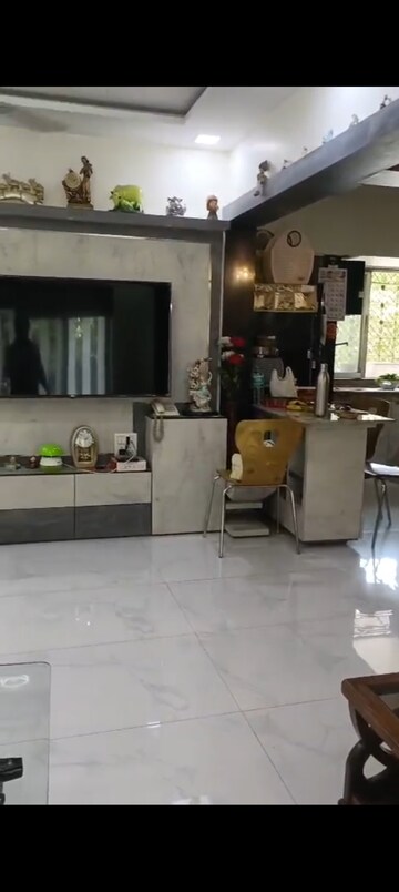 Team Area in 2 BHK Apartment at Andheri Green Field Towers, Jogeshwari East – for Rent