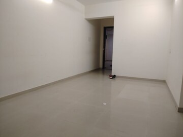 Room in 1.5 BHK Apartment at Vastu Shanti, Andheri East – for Rent